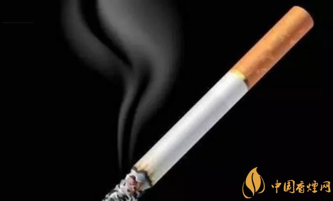 一天抽幾根煙合適，一天一包煙患癌幾率大