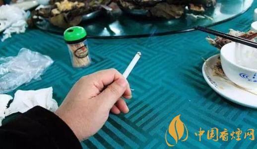 飯后抽煙危害更大嗎，飯后抽煙為什么舒服